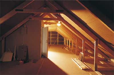 Har du en inredningsbar övervåning? I tre artiklar går vi igenom de olika arbetsmomenten som den normalhändige kan utföra själv.