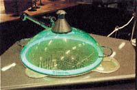 Sladdlösa matlagare, tänkande spisar och minidiskmaskiner. Vad är dröm och vad är fantasi – här får du veta mer om framtidens kök!