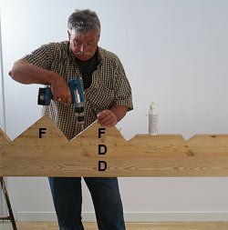 Trappsteg med klassisk rytm – Listig teknik med vangstyckena - Vi i Villa