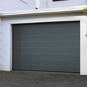 Säker och snygg garageport. Årets port från Hörmann, Comp Visual Dez. Pris från 9 850 kronor för port och motor. Hörmanns garageportar.