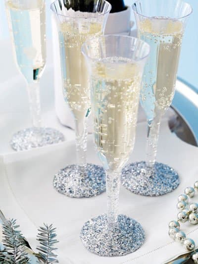 Skåla i glitter
 Källa
 Källa