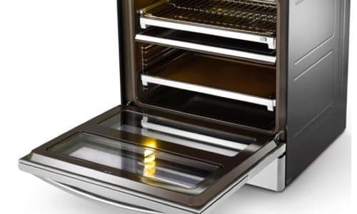 En dubbelugn lika stor som en vanlig
 Samsung presenterade nyligen den här smarta ugnen (Flex Duo Dual Door Oven) – som löser problemet med att ha två olika maträtter i ugnen på samma gång när de dessutom behöver tillagas i olika temperaturer. Detta genom att du kan dela av ugnen vid behov. Ska du bara tillaga en rätt kan du även enbart använda ena halvan av ugnen, så att den drar 30 % mindre energi.