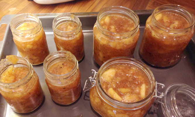 Recept: Enkelt äppelmos med kardemumma - Vi i Villa