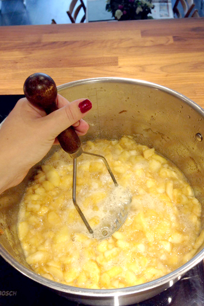 Recept: Enkelt äppelmos med kardemumma - Vi i Villa