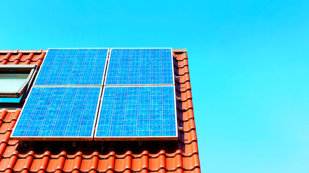 Vilket slags tak kan jag montera takceller på, undrar en av våra läsare. Läs vår solenergiexperts svar här.