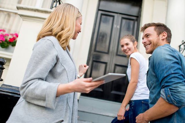Är det dags att sälja huset? Att välja rätt mäklare är viktigt när du ska lägga ut ditt hus för försäljning. Här är en topplista på de mäklare som har lagt ut flest annonser i år.