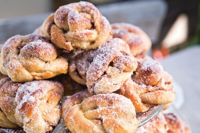 Fikadags? Här är ett fantastiskt recept på bullar med en twist!