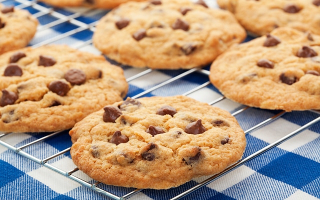 Det ska vara enkelt och gott när man bakar! Här är ett recept på den amerikanska favoriten chocolate chip cookies.