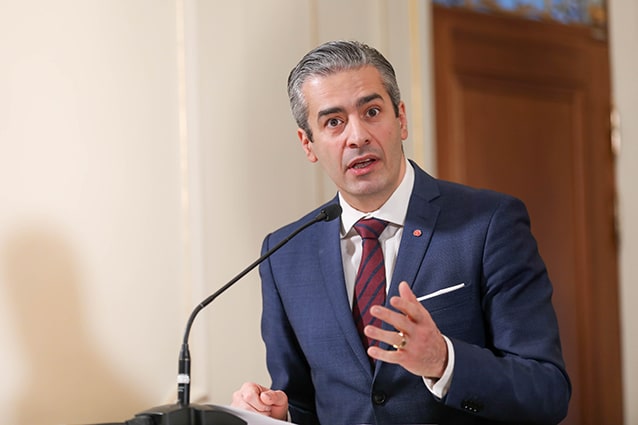 Khashayar Farmanbar, energi- och digitaliseringsminister. Foto: Ninni Andersson/Regeringskansliet